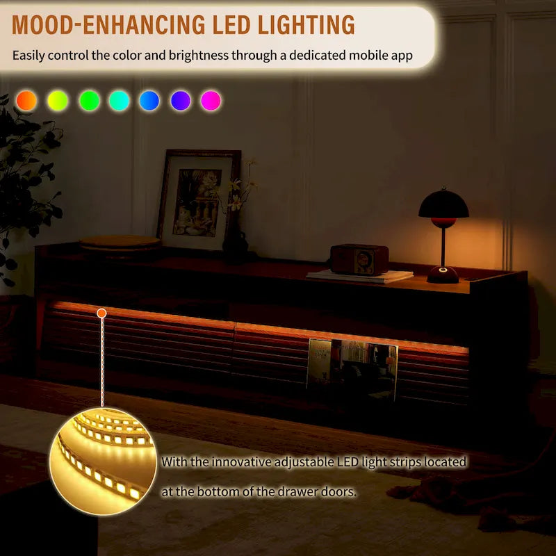 Meuble TV moderne avec tiroirs et ports de charge intégrés et éclairage LED d'ambiance