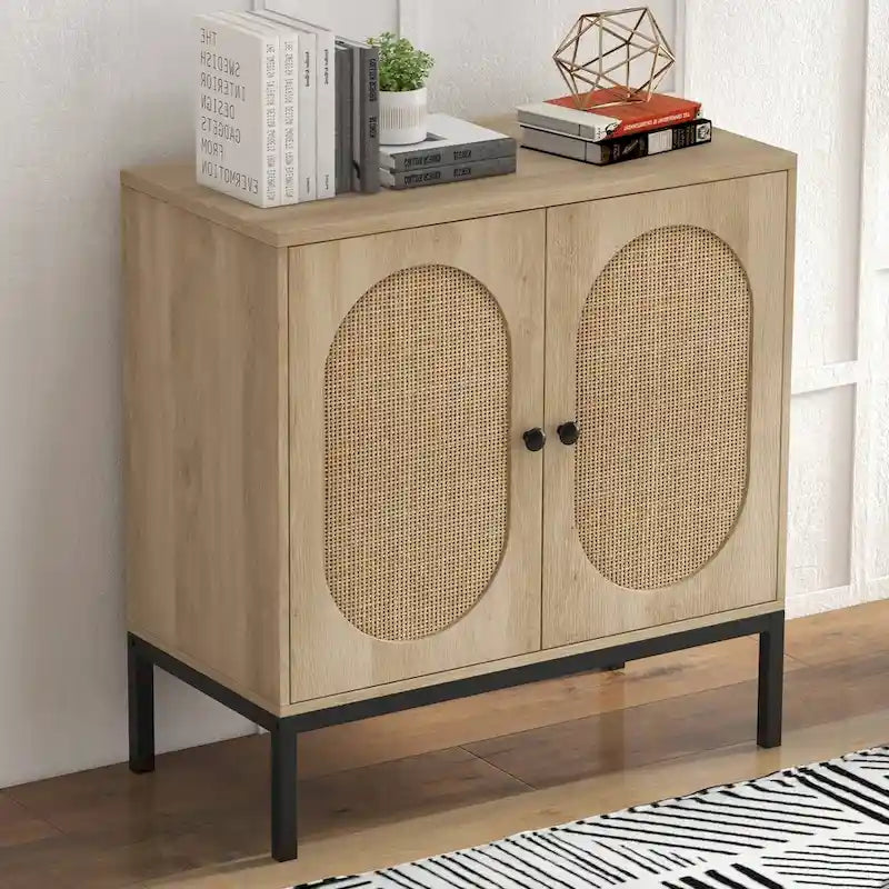 Meuble de rangement en rotin beige avec portes et étagères