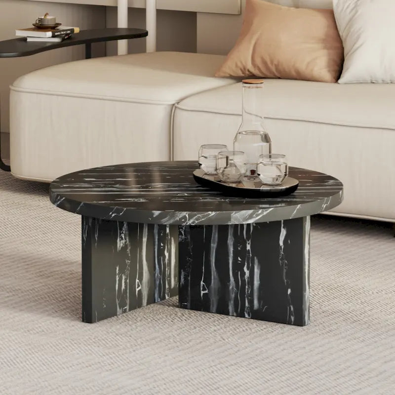 Une table basse à motifs circulaires en MDF blanc, adaptée aux petits espaces et aux salons.