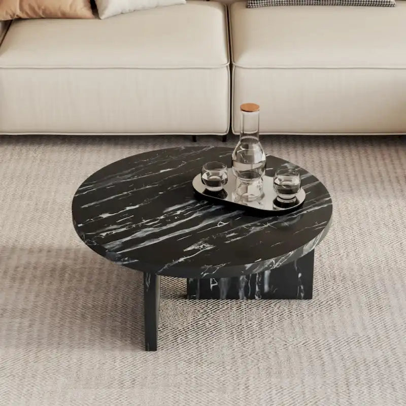 Une table basse à motifs circulaires en MDF blanc, adaptée aux petits espaces et aux salons.